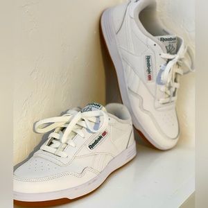 Reebok sneakers, never worn